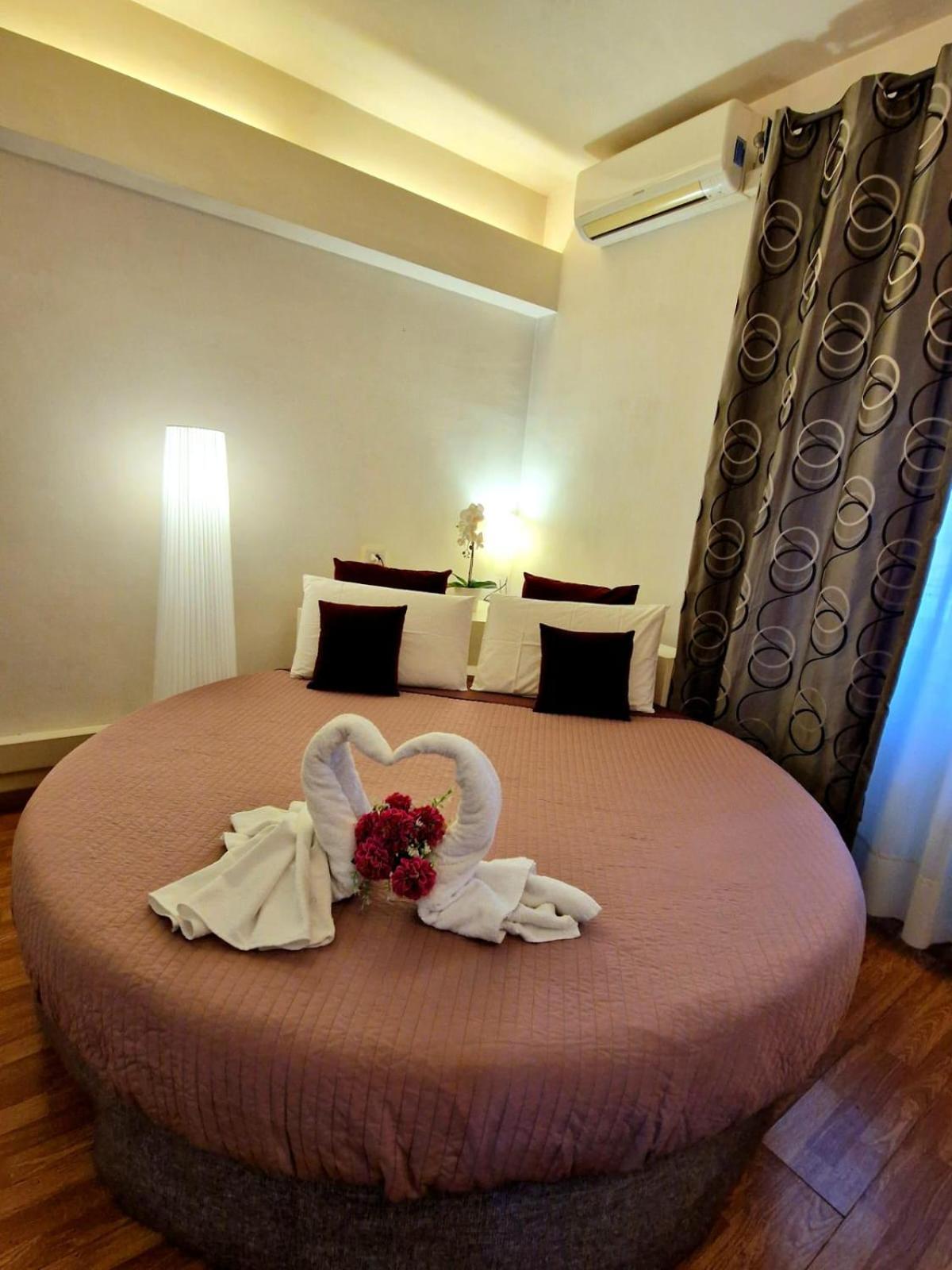 Appia Avenue 639 Hotel Рим Екстериор снимка