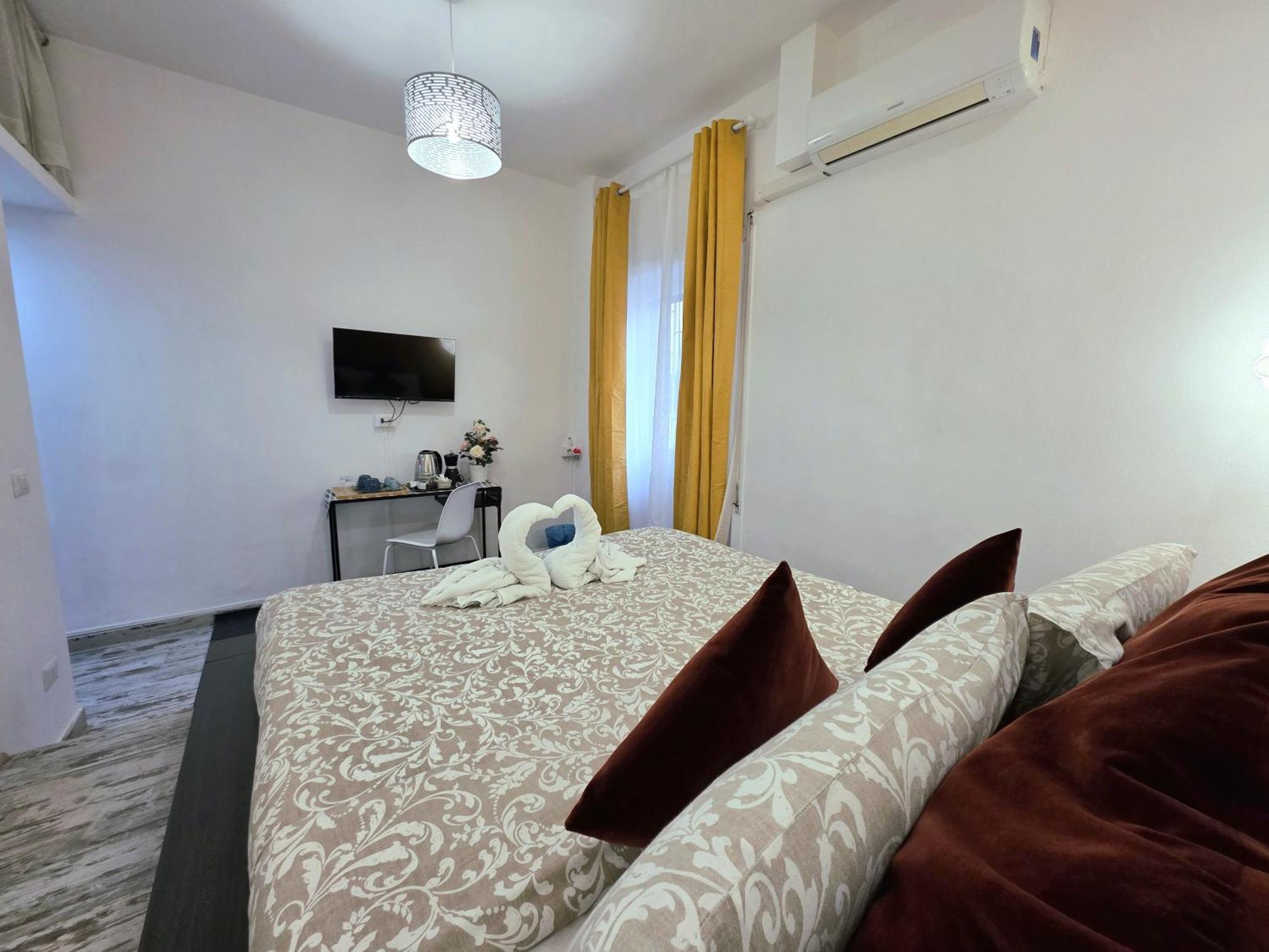 Appia Avenue 639 Hotel Рим Екстериор снимка